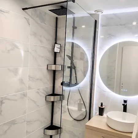 Apartment Graziella 99 *